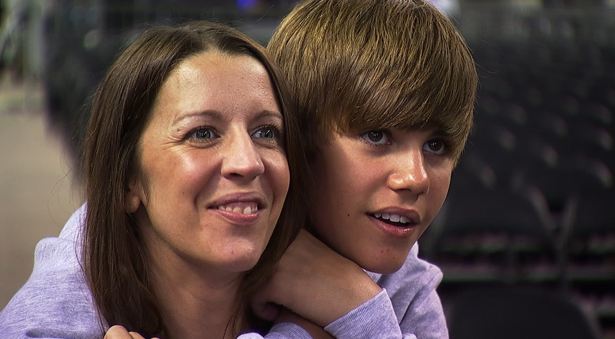 Weekend Watch: Never Say Never [2011]